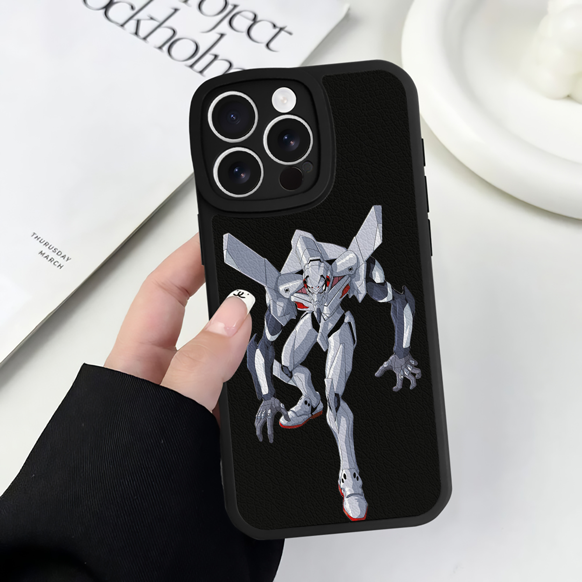 （画像用） EVA 新世紀エヴァンゲリオン 【iPhone 16シリーズ対応】シリコンスマホケース（レザー調） 材質：シリコン